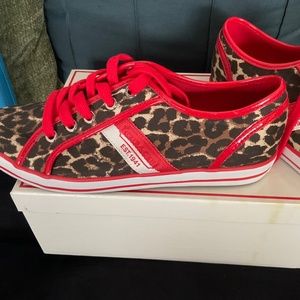 Coach  brown scarf print tennis shoe sneakers , size 8 NEW